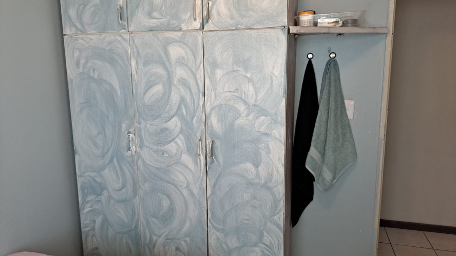 2 Bedroom Property for Sale in New Woodlands Western Cape